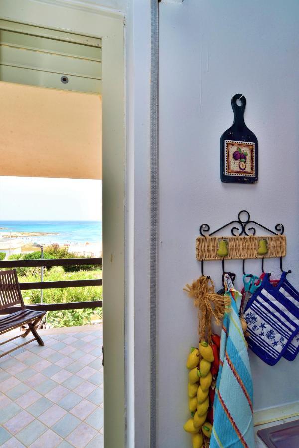 Tra Cielo E Mare - Spiaggia San Lorenzo Рейтани Экстерьер фото